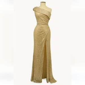 Elegant Gold One Shoulder Evening Gown